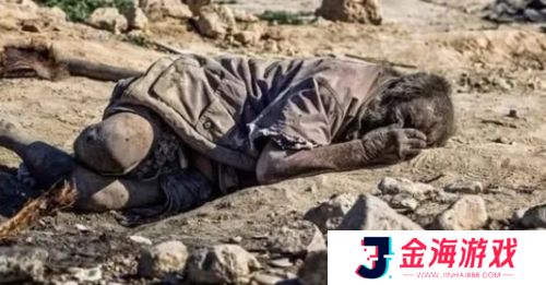 他是世界上最肮脏的人，67年不曾洗过澡，却在洗了一次澡后不幸离世