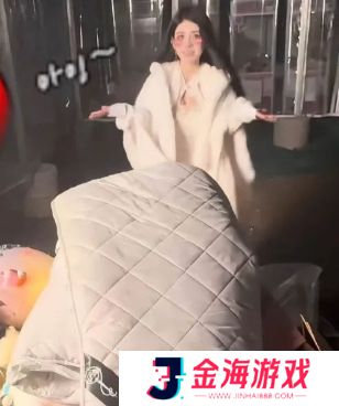 狗头萝莉开启旧物置换，引发粉丝争相参与，网友：难怪她能重新复出