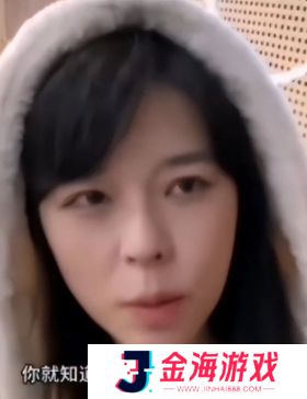 沫子直播哭穷,称目前收益不好,不料粉丝扒出月薪7位数,遭网友怒怼