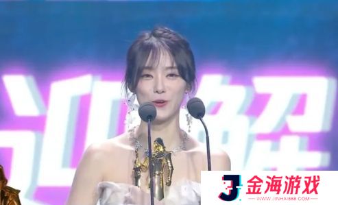 TheShy爆料Rookie和小钰恋爱史,两人一见钟情,小钰大赞Rookie可爱