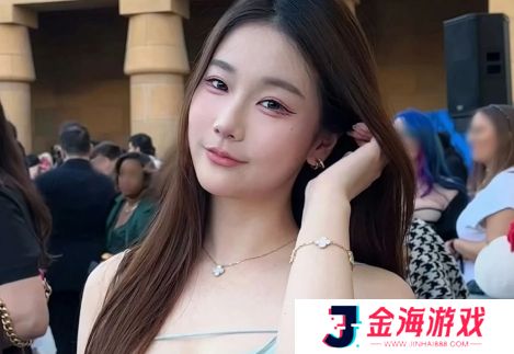 知名女解说再现奇葩操作，自卖付费照片，还分等级收钱，甚至可以连麦视频