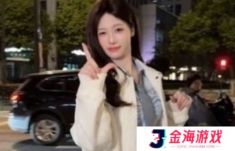 前世界冠军吴柳芳账号已解禁，一夜涨粉至400万，此前曾陷C边争议