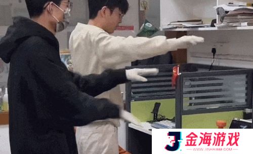 网红张诗尧直播连麦BOSS直聘，现场开启另类秋招，跳得好直接入选其团队